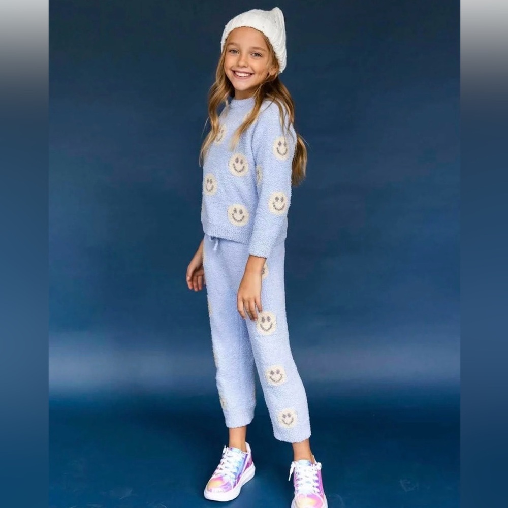 Lola & The Boys Smiley Fuzzy Set- Light Blue